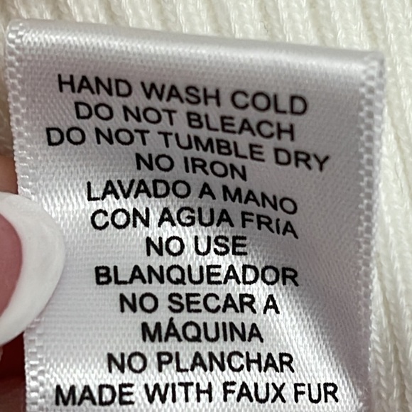 LOVE TREE FLUFFY PULL OVER HOODIE OFF WHITE SIZE SMALL - Picture 10 of 12